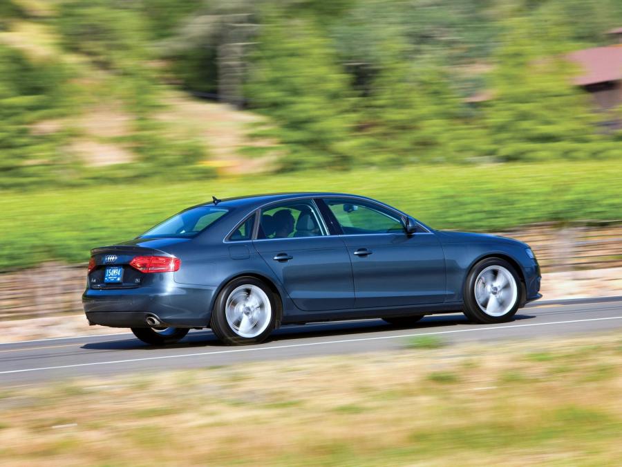  Audi A4 3.2 FSI Quattro Sedan (B8, 8K) 2007 года  (NA) (фото 31 из 32)